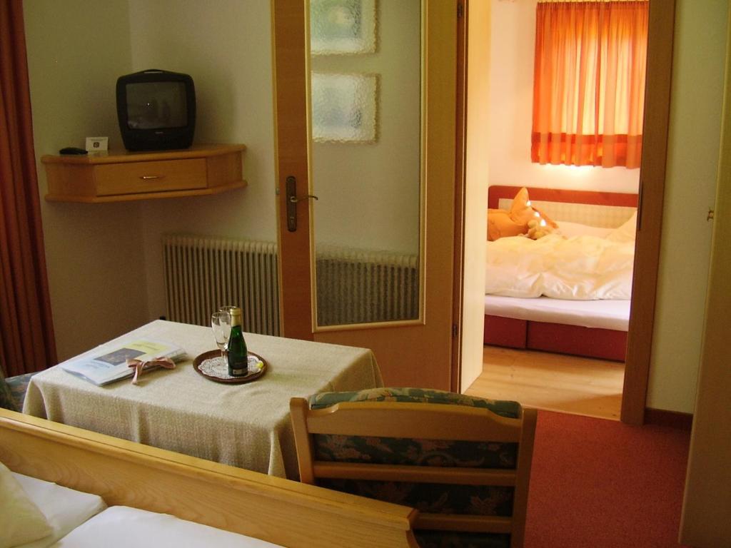 Gaestehaus Elfriede Hotel Gerlos Room photo